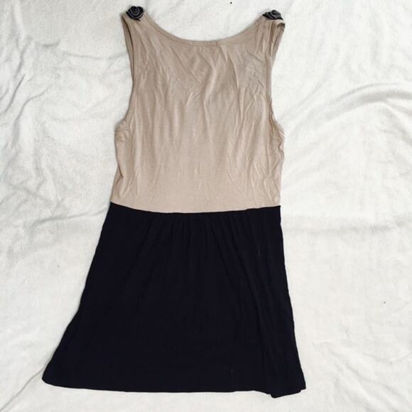 Soprano Mini Dress with Textured Fabric Roses | Sz S - Picture 4 of 4